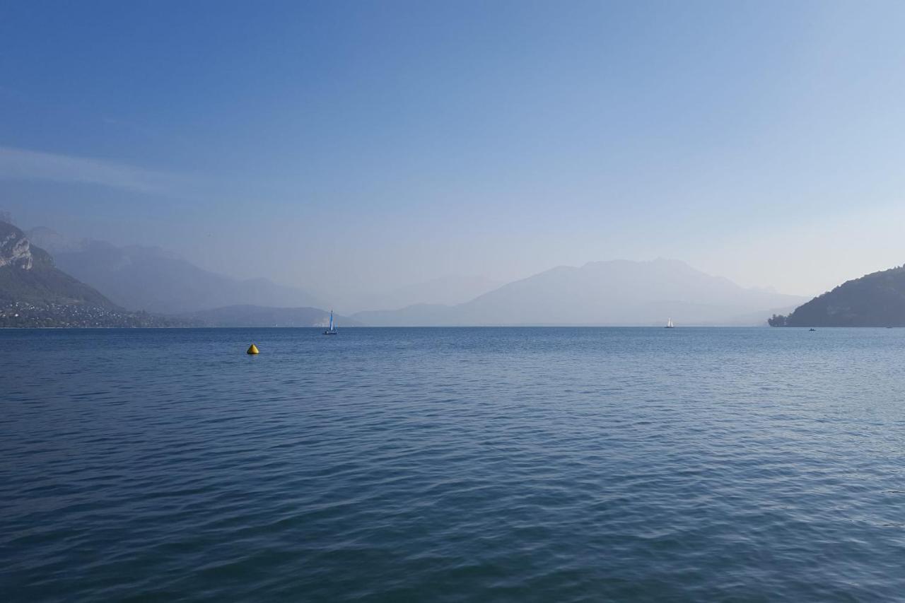 La Roseraie - Appartement à 100m du Lac d'Annecy Exterior foto