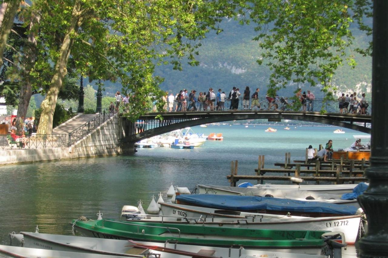 La Roseraie - Appartement à 100m du Lac d'Annecy Exterior foto